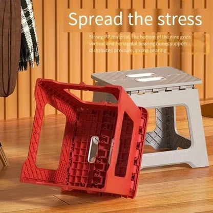 Tabouret Pliant Léger Multifonctionnel – Repose-Pieds Antidérapant