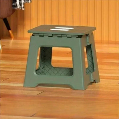 Tabouret Pliant Léger Multifonctionnel – Repose-Pieds Antidérapant